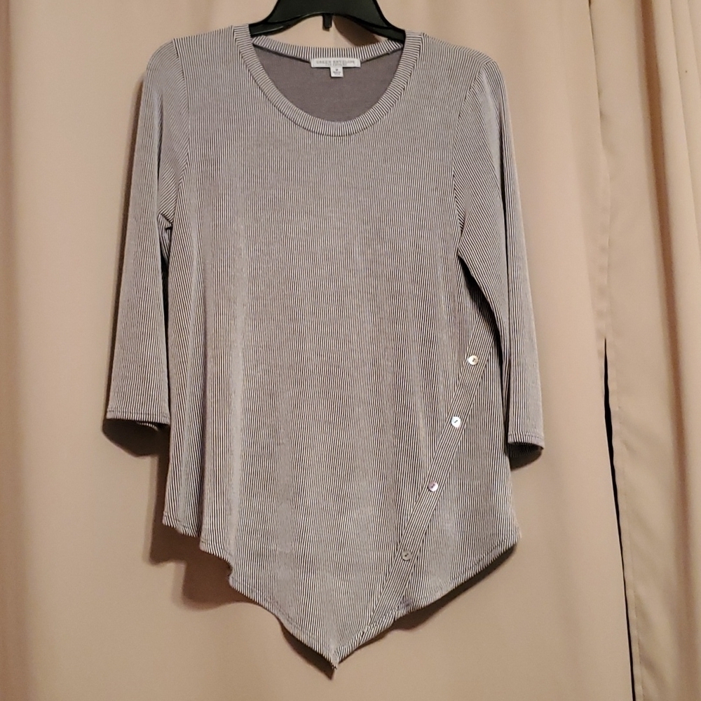GREEN Envelope Shirt size M